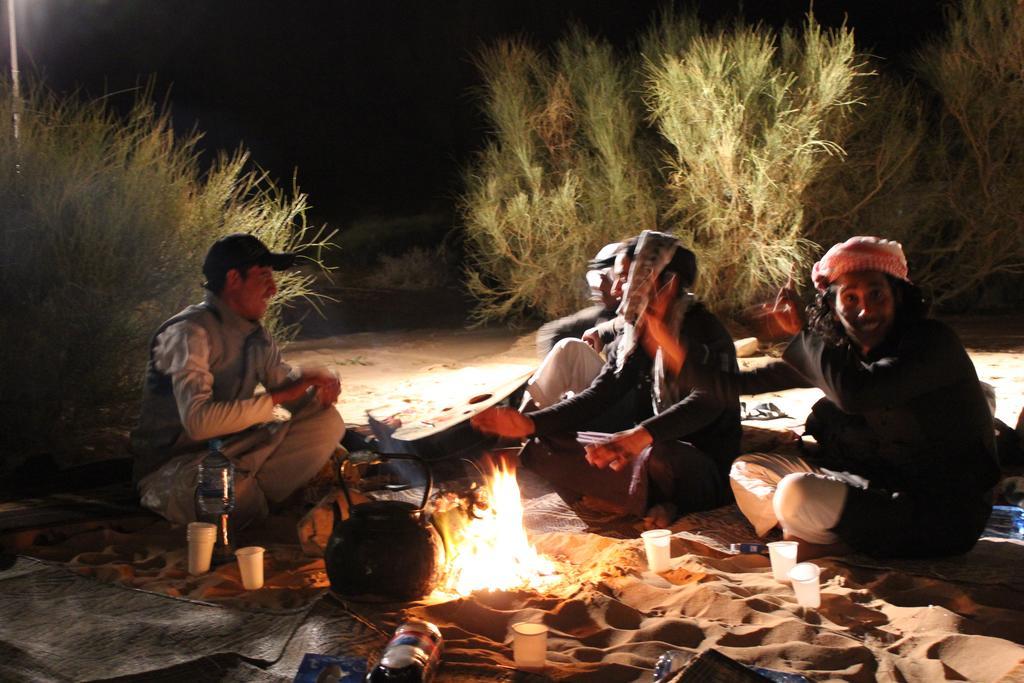 Wadi Rum Sleep Under The Stars Exterior photo