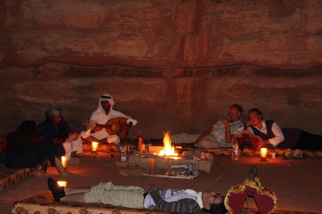 Wadi Rum Sleep Under The Stars Exterior photo