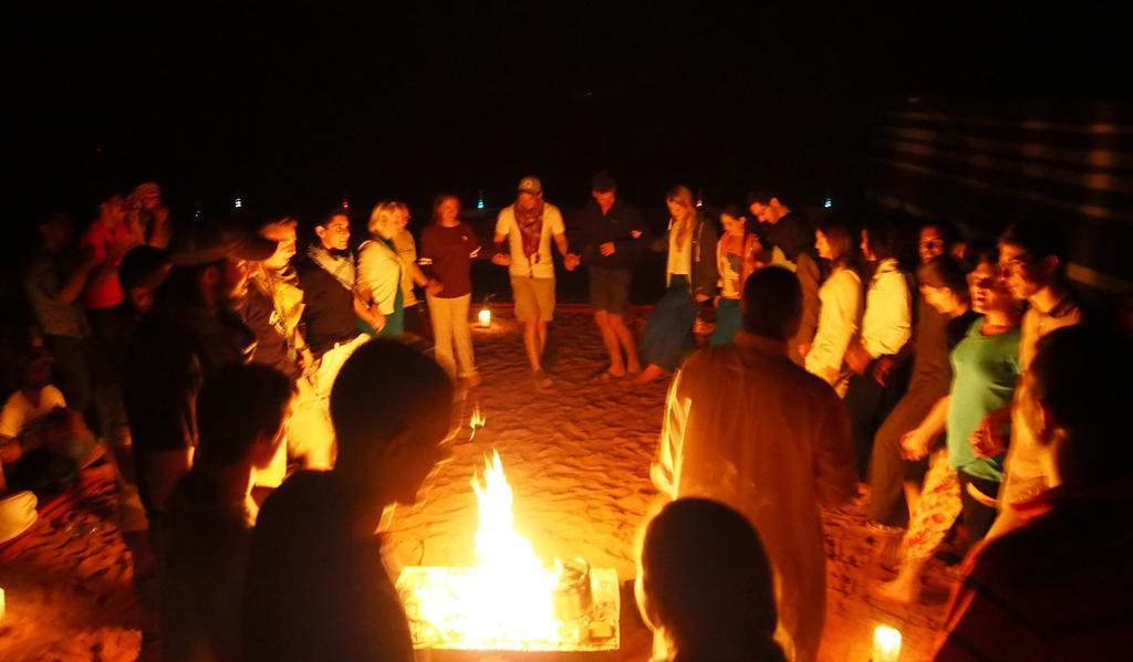 Wadi Rum Sleep Under The Stars Exterior photo